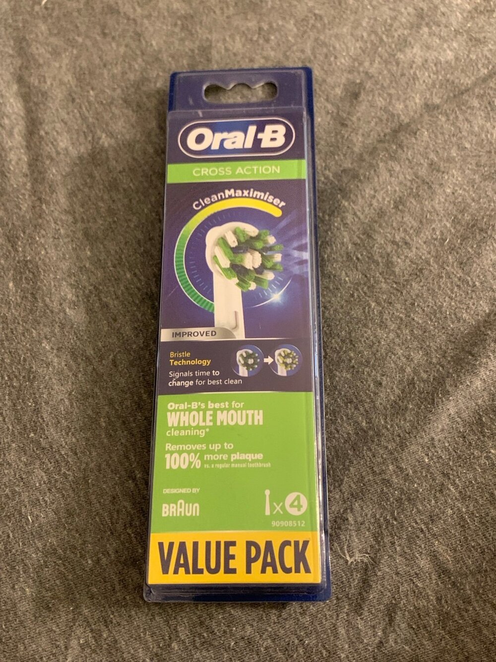 Oral-B 4 pack Head Toothbrush Cross Action Clean Maximiser Value Pack